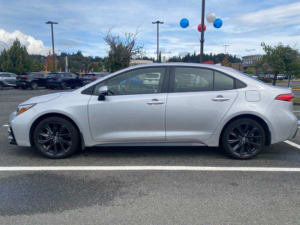 Classic Silver Metallic 2024 Toyota Corolla Hybrid Sedan Front-Wheel Drive Continuously Variable Transmission