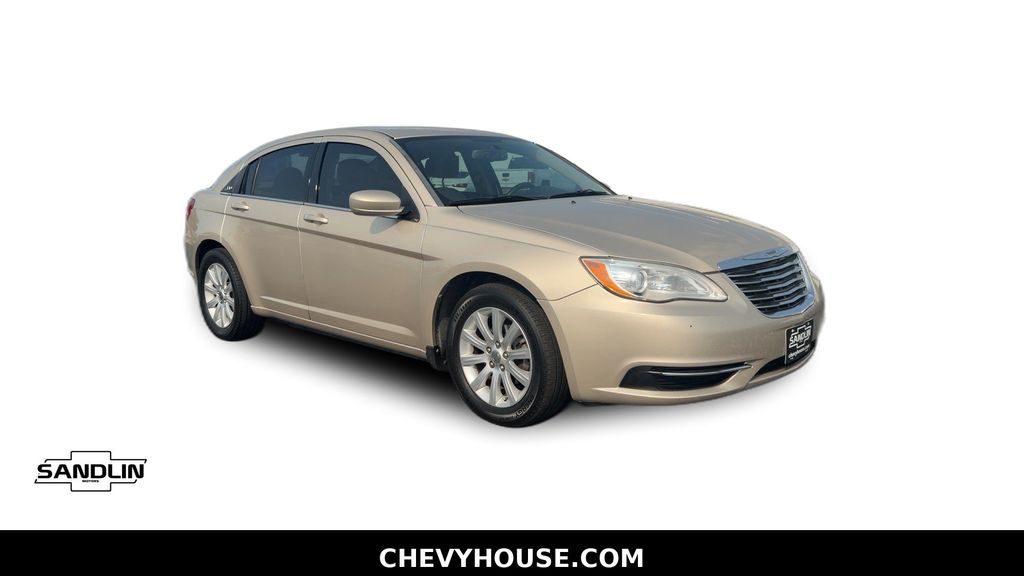 Cashmere Pearlcoat 2013 Chrysler 200 Sedan Front-Wheel Drive 6-Speed Automatic