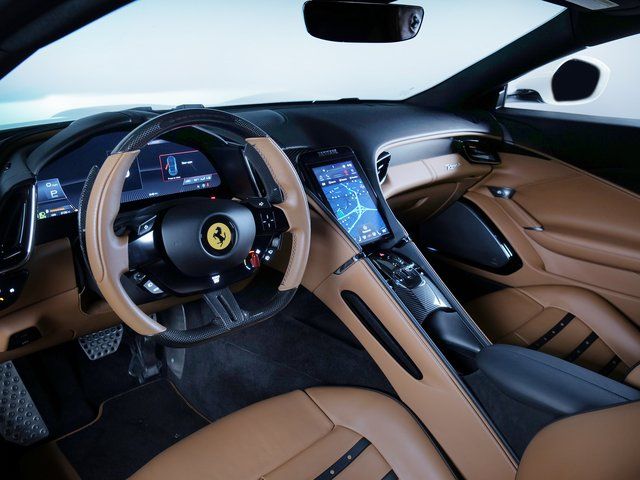 Used 2022 White Ferrari 3.9L V8 image 18