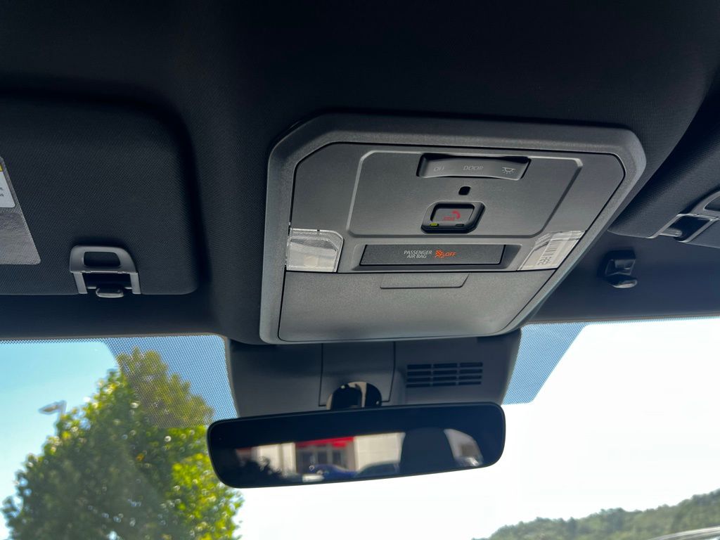 2025 Toyota Tacoma SR5 Double Cab photo 25