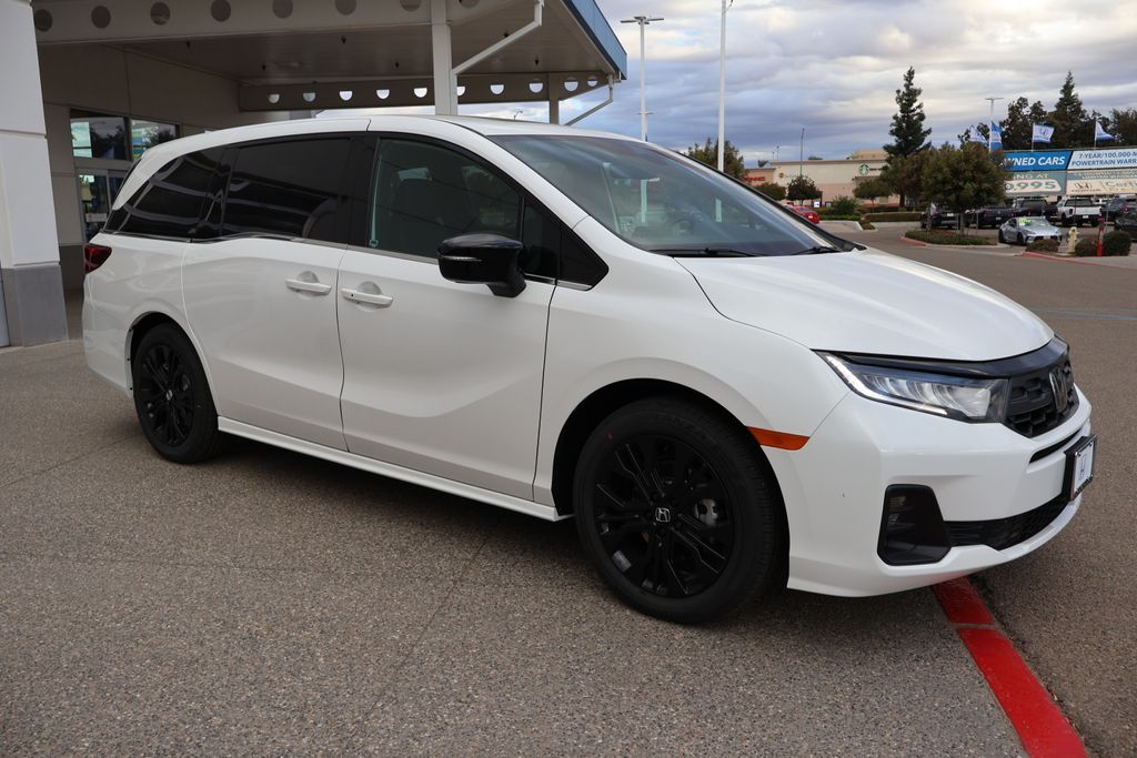 Thumbnail: 2026 Honda Odyssey - 3