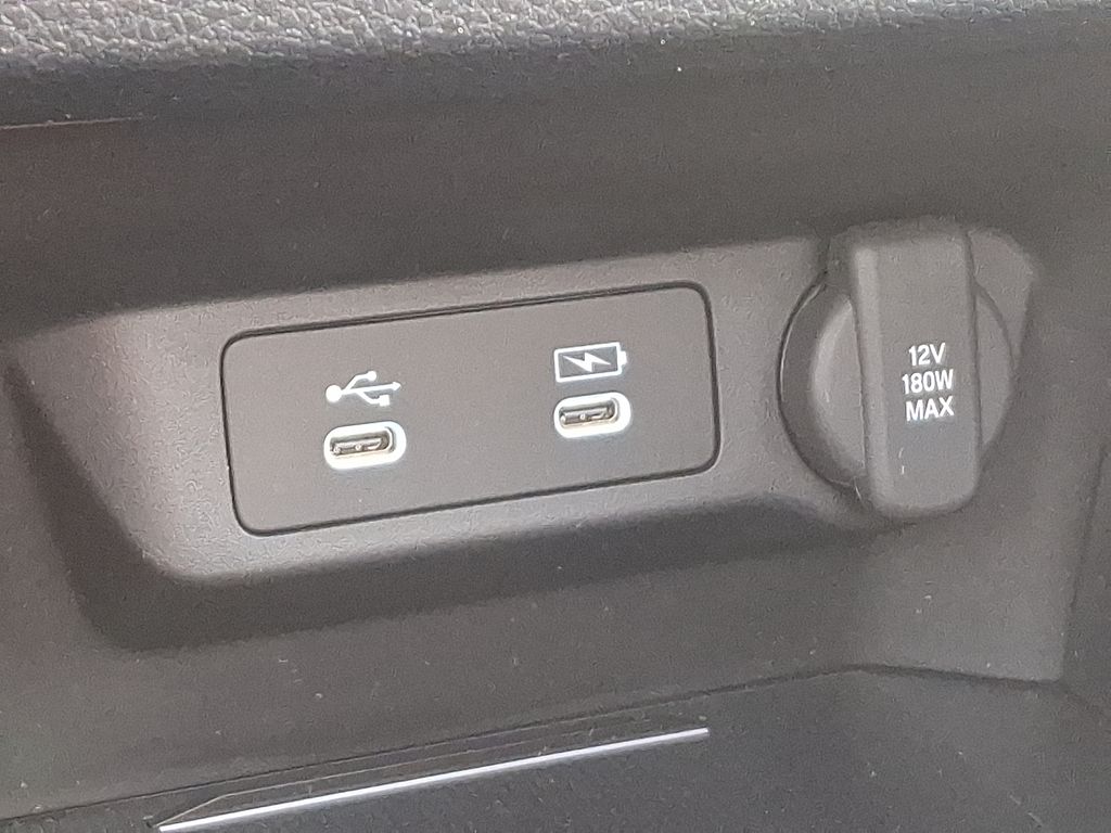 Thumbnail: 2025 Acura ADX - 27