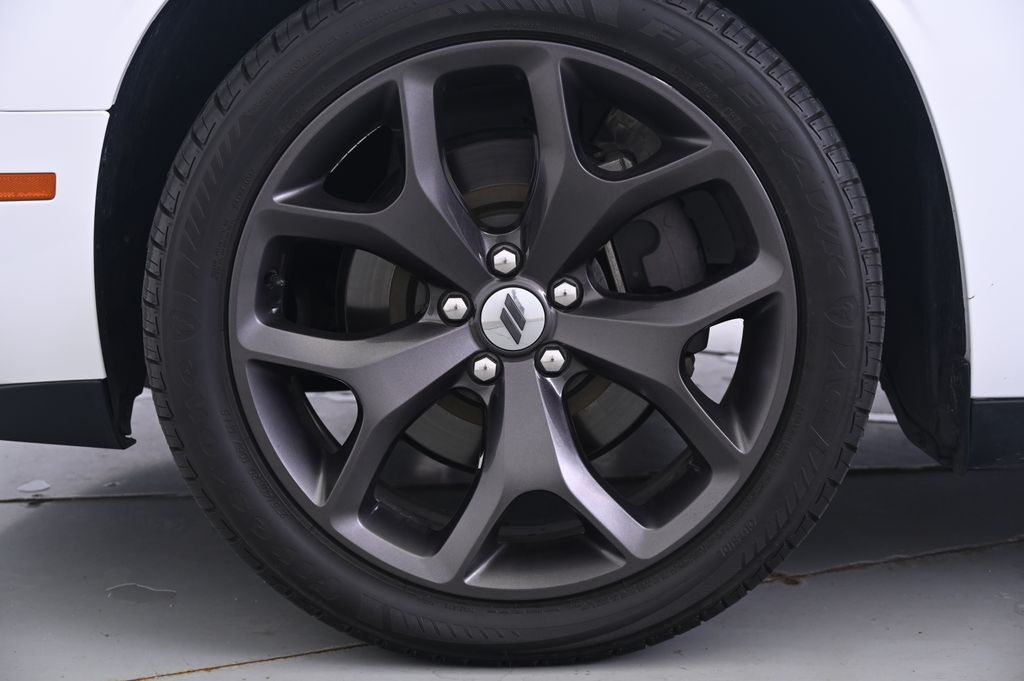 Thumbnail: 2018 Dodge Challenger - 11