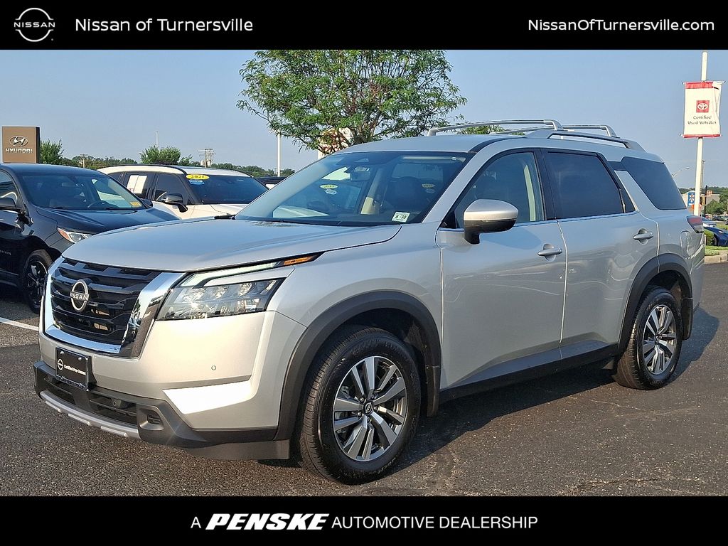 Thumbnail: 2025 Nissan Pathfinder - 1