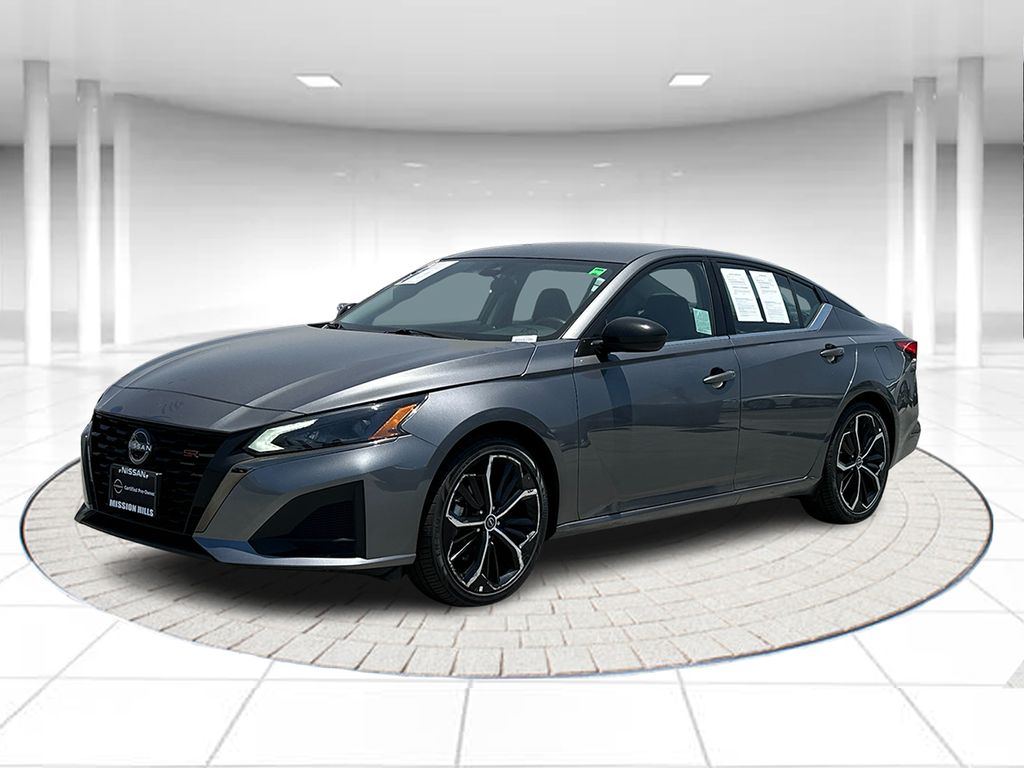 2024 Nissan Altima 2.5 SR