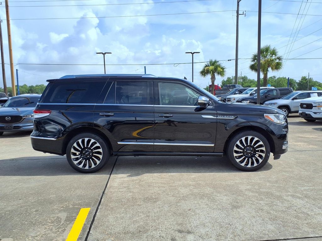 2024 Lincoln Navigator Black Label Black at Cook Ford