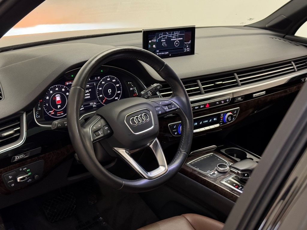 Thumbnail: 2017 Audi Q7 - 29