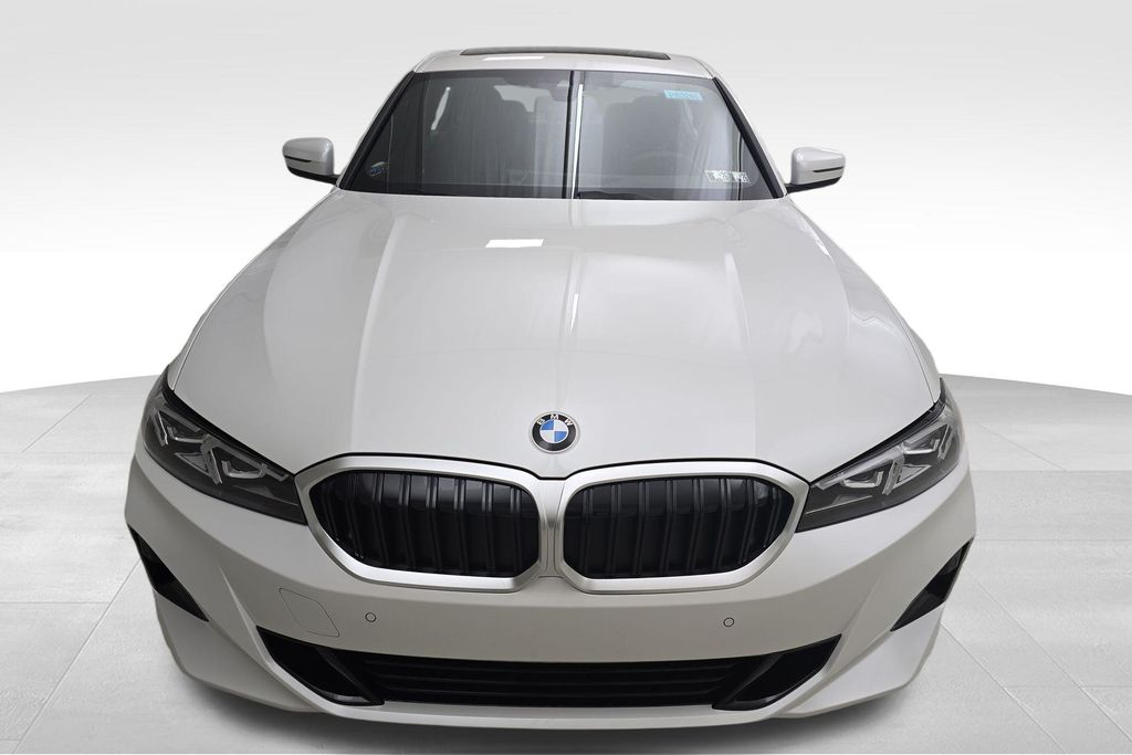 2025 Bmw 330i 330i xDrive photo 3