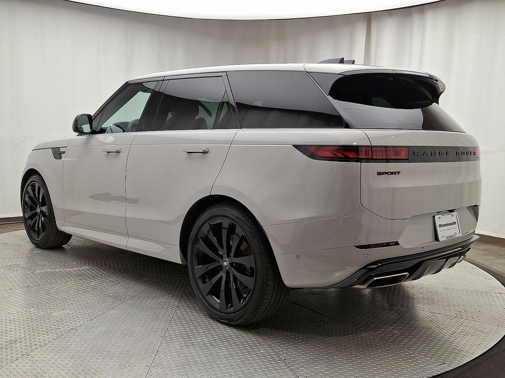 Thumbnail: 2024 Land Rover Range Rover Sport - 6