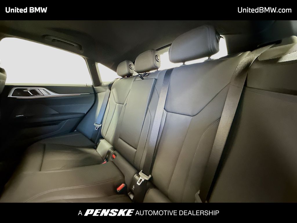 Thumbnail: 2026 BMW 4 Series - 13