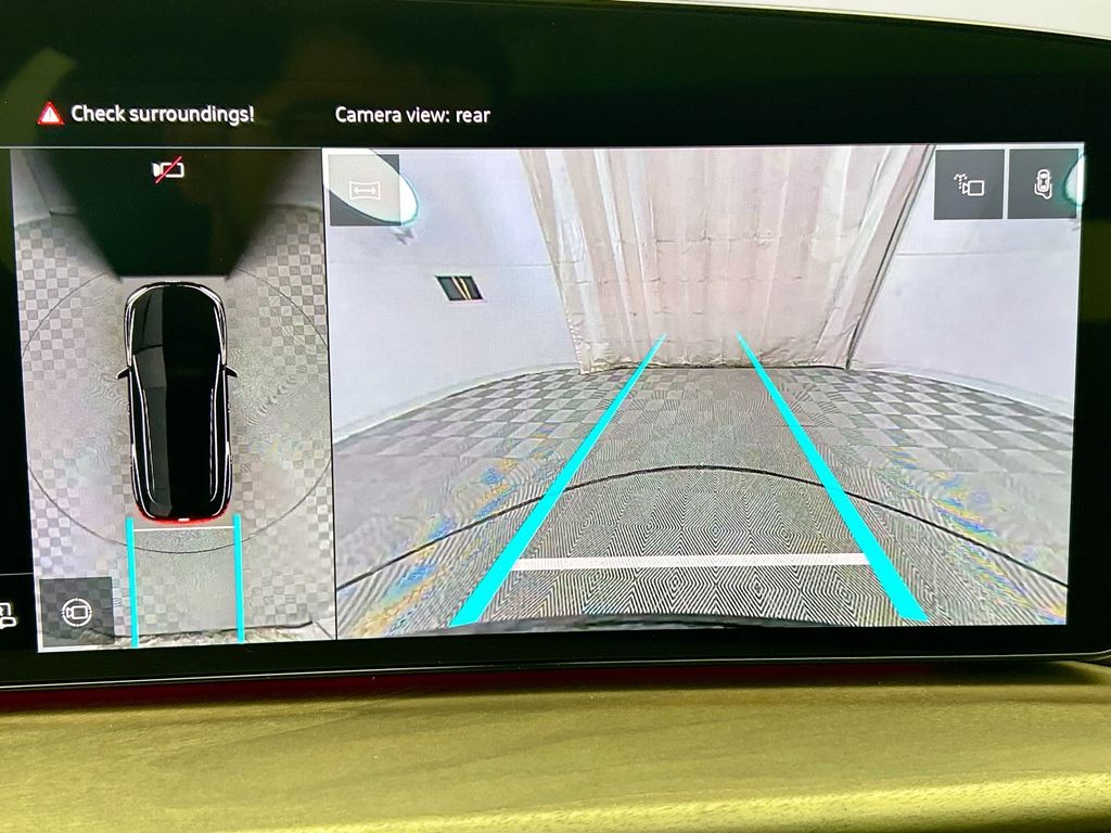 Thumbnail: 2025 Audi Q5 - 15