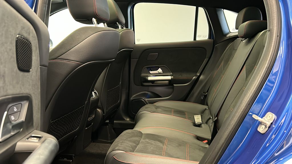2025 Mercedes-Benz GLA 250 4MATIC 24