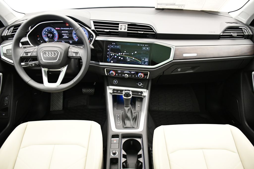 2025 Audi Q3  21