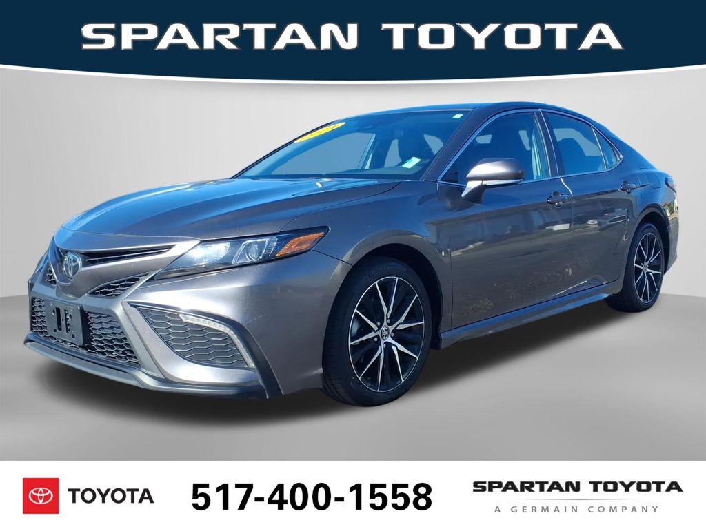  2024 Toyota Camry SE FWD   