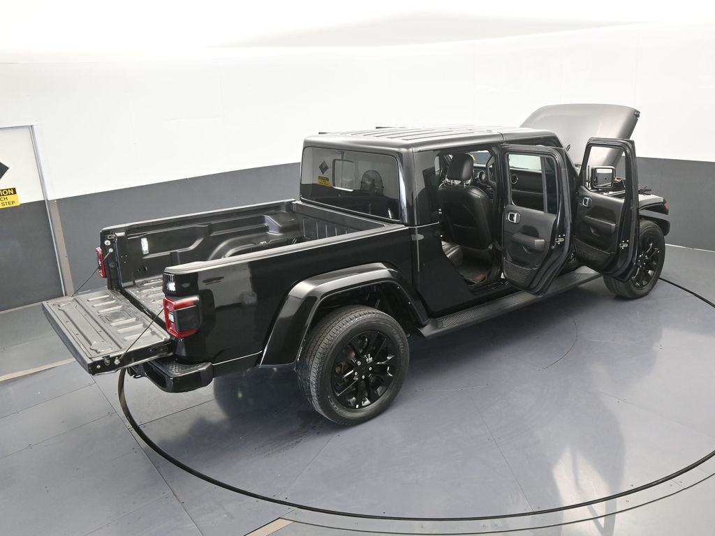 Used 2022 Black Clearcoat Jeep High Altitude image 65