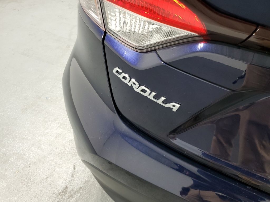 2023 Toyota Corolla LE 10