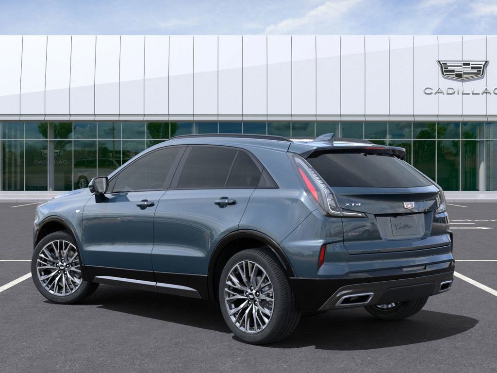 2024 Cadillac XT4 Sport 3