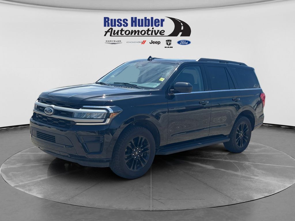 Black Metallic 2024 Ford Expedition XLT 4WD SUV / Crossover Four-Wheel Drive Automatic