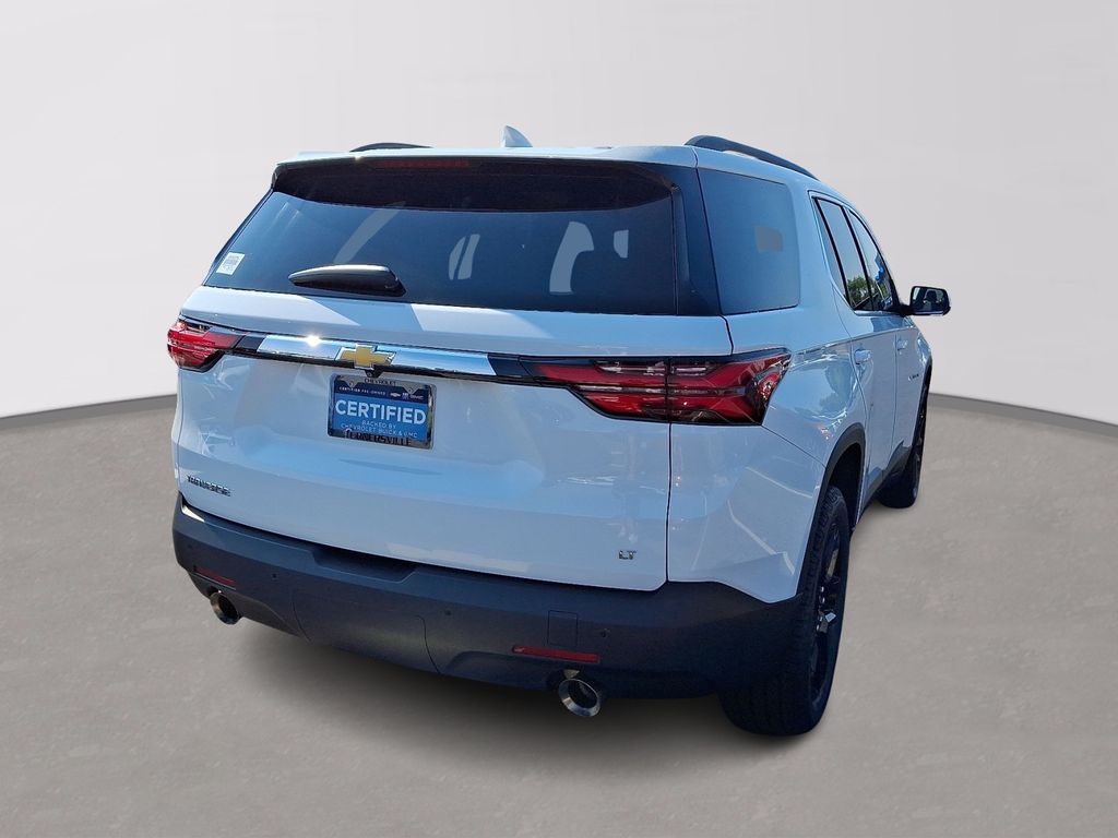 Thumbnail: 2023 Chevrolet Traverse - 6