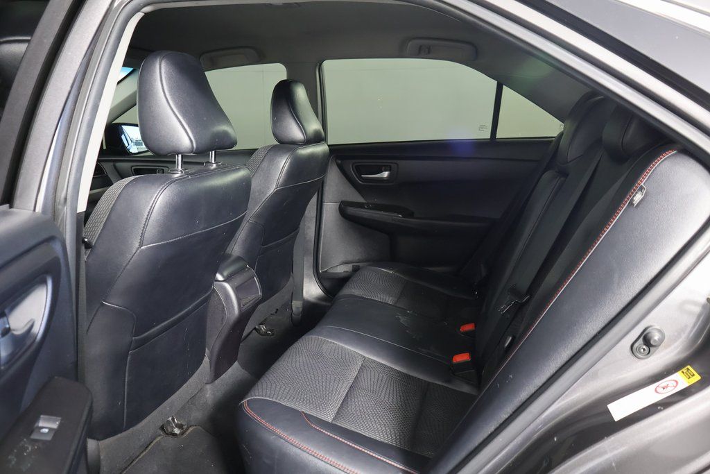 Thumbnail: 2017 Toyota Camry - 11