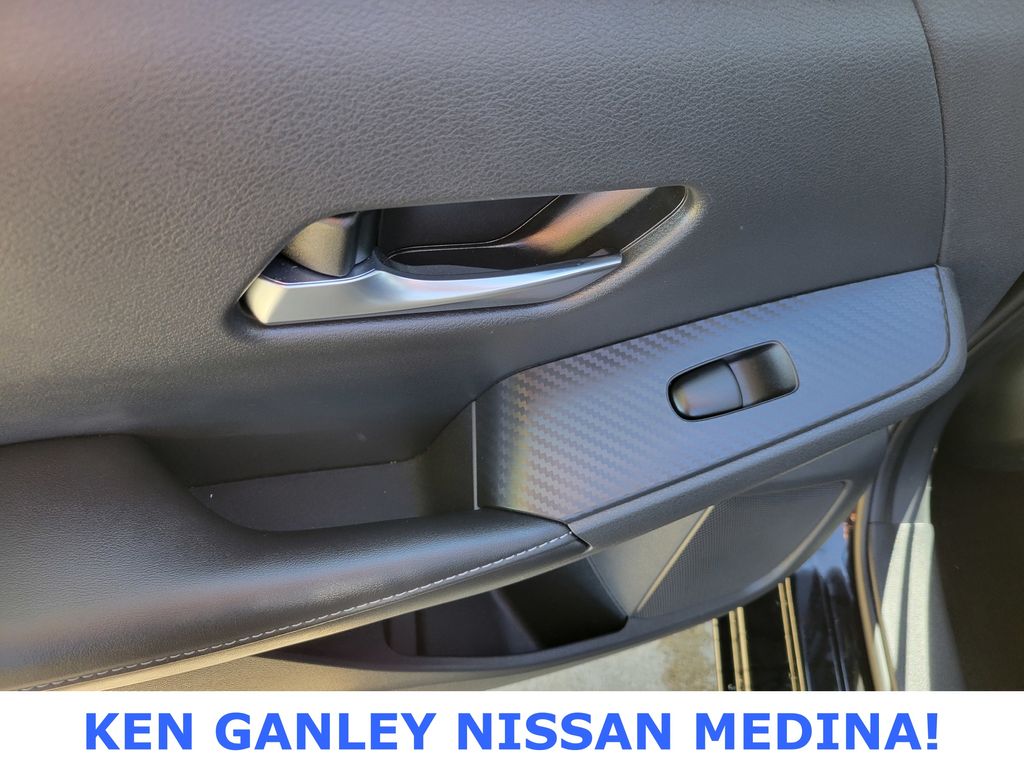 2023 Nissan Sentra SV photo
