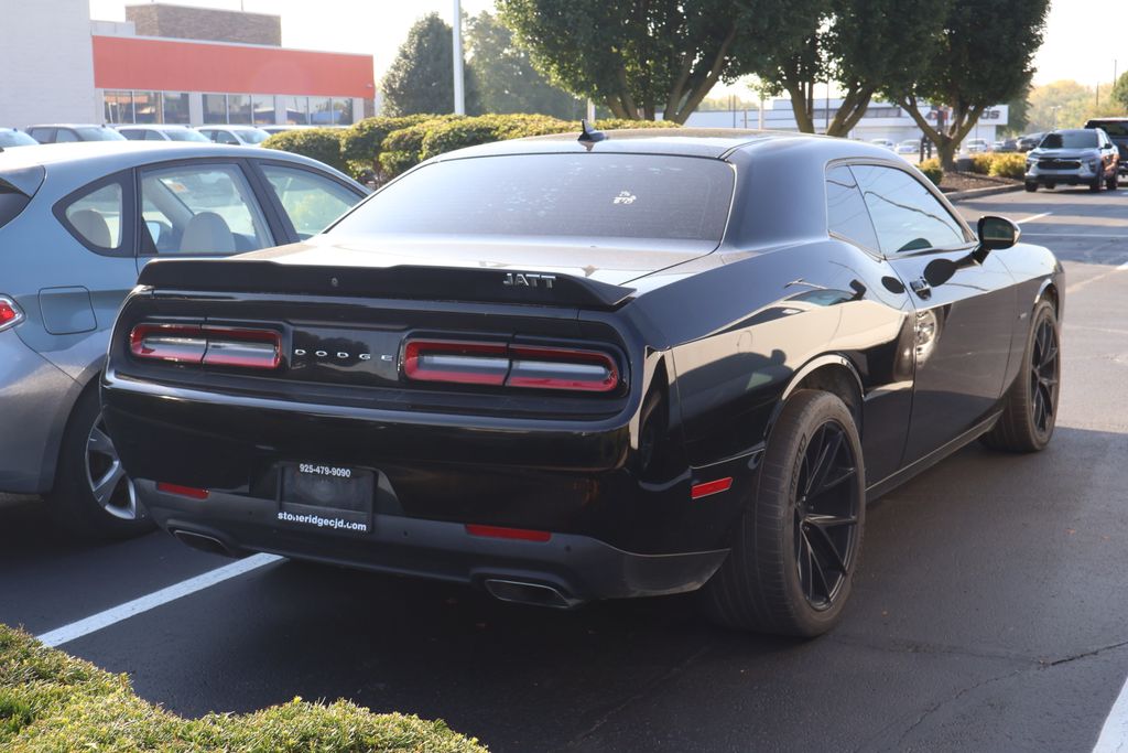 Thumbnail: 2018 Dodge Challenger - 7