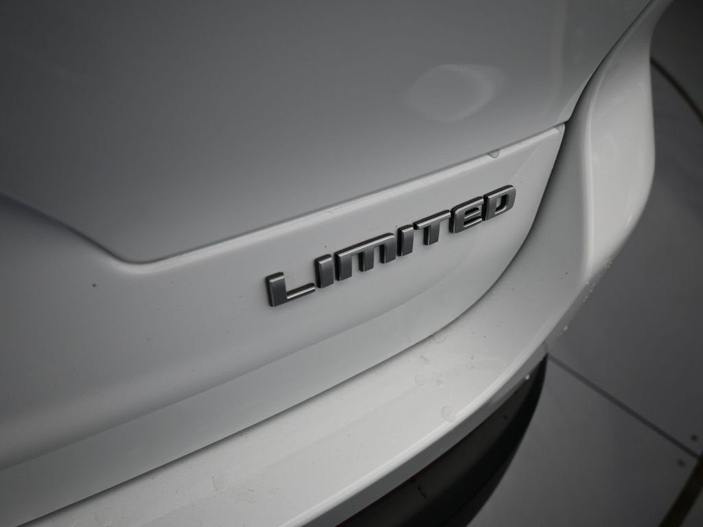 New 2026 Bright White Clearcoat Jeep Limited image 36