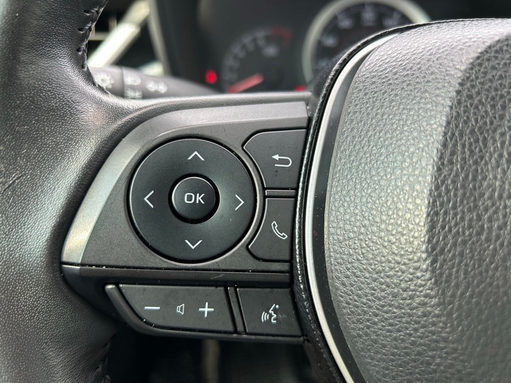 Thumbnail: 2021 Toyota Corolla - 23