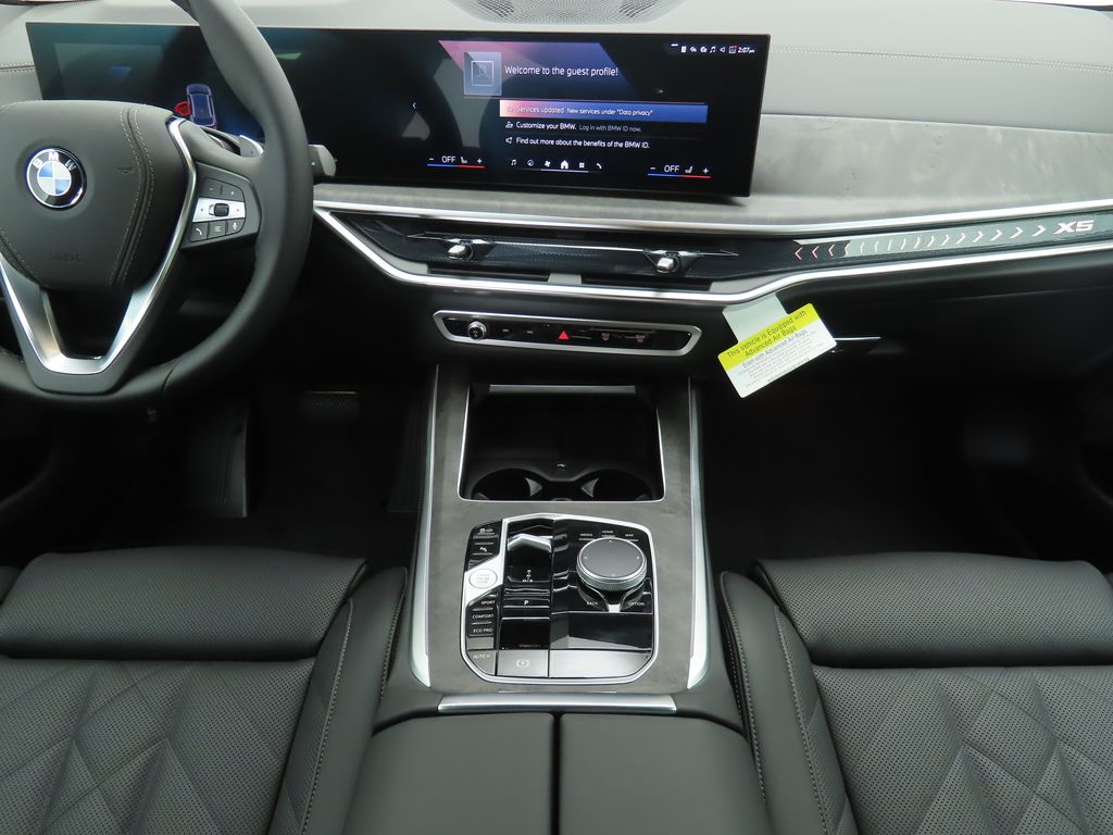 Thumbnail: 2026 BMW X5 - 14