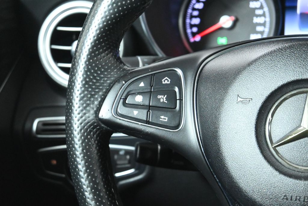 2015 Mercedes-Benz C-Class C 300 17