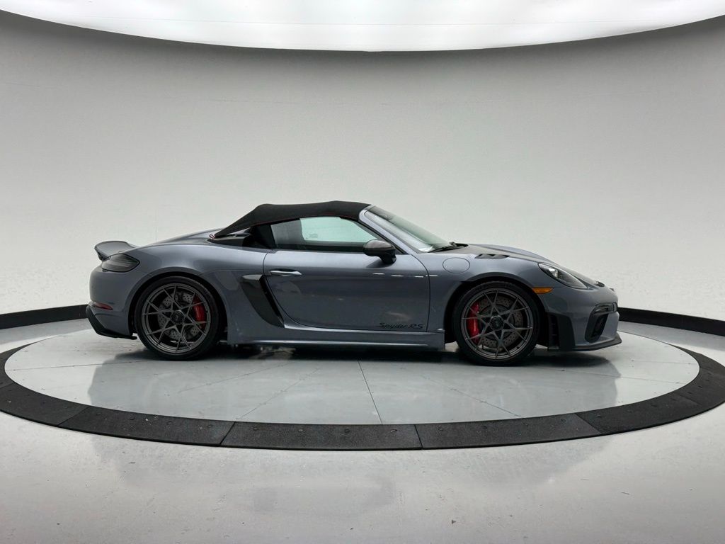 Thumbnail: 2025 Porsche  - 10