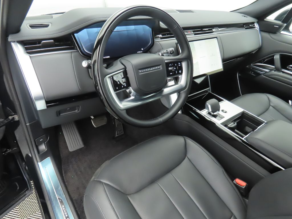 Thumbnail: 2025 Land Rover Range Rover - 9