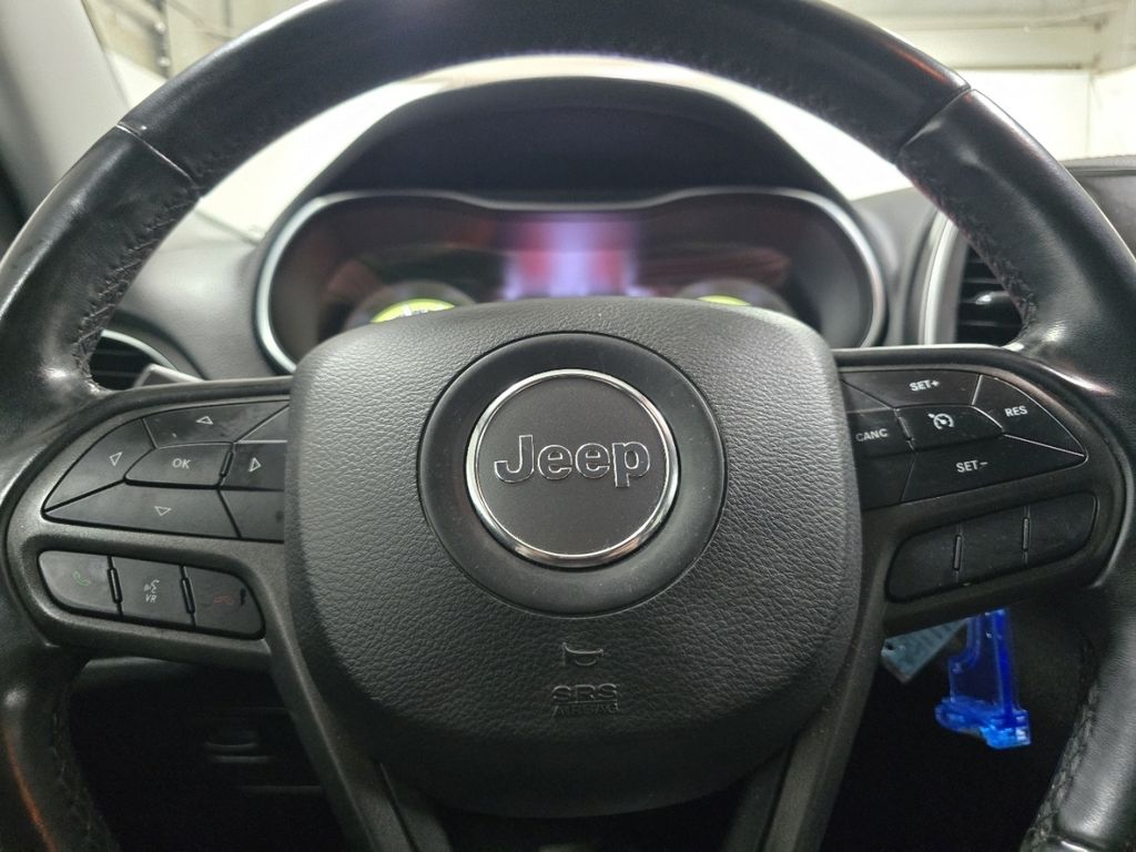 Used 2020 Black Jeep Trailhawk image 21