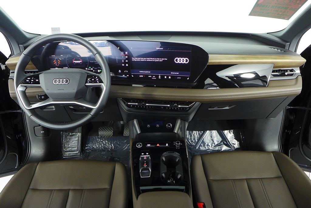 Thumbnail: 2025 Audi Q6 e-tron - 25