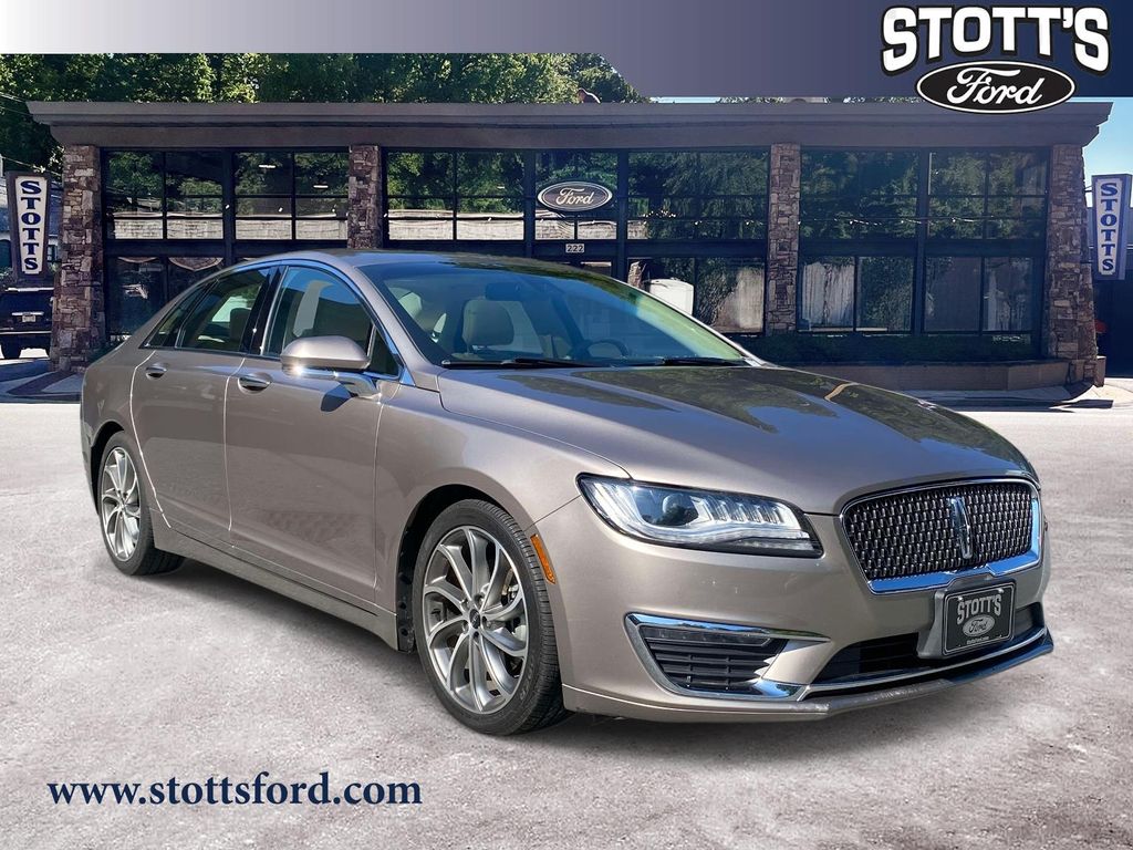 Mocha Metallic 2019 Lincoln MKZ Sedan Front-Wheel Drive 6-Speed Automatic