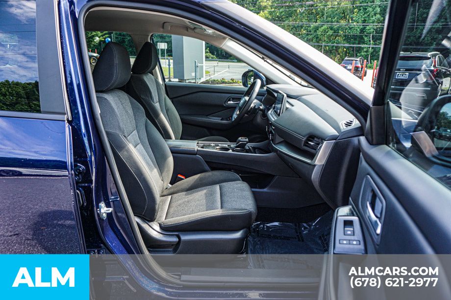 Used 2025 Blue Nissan SV image 23