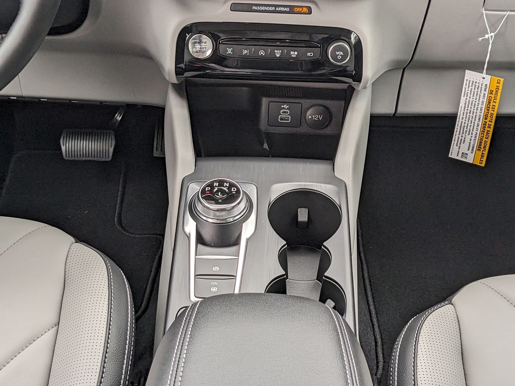2025 Ford Escape Platinum