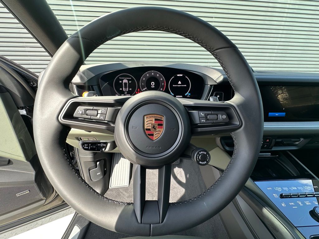 Thumbnail: 2025 Porsche  - 18