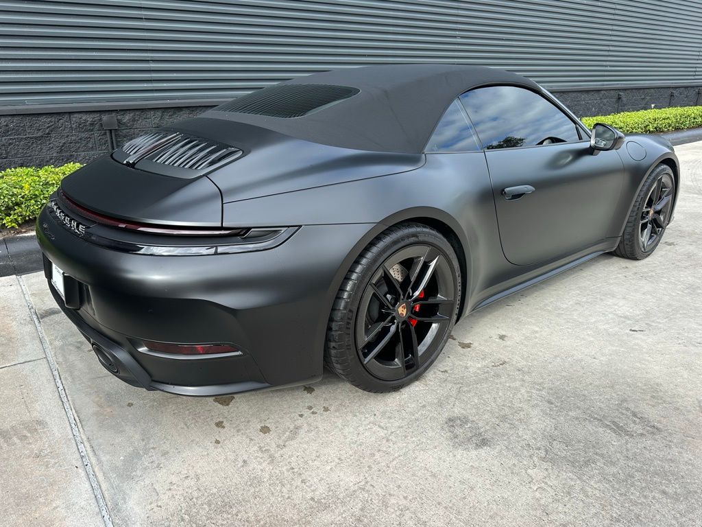 Thumbnail: 2025 Porsche 911 - 9