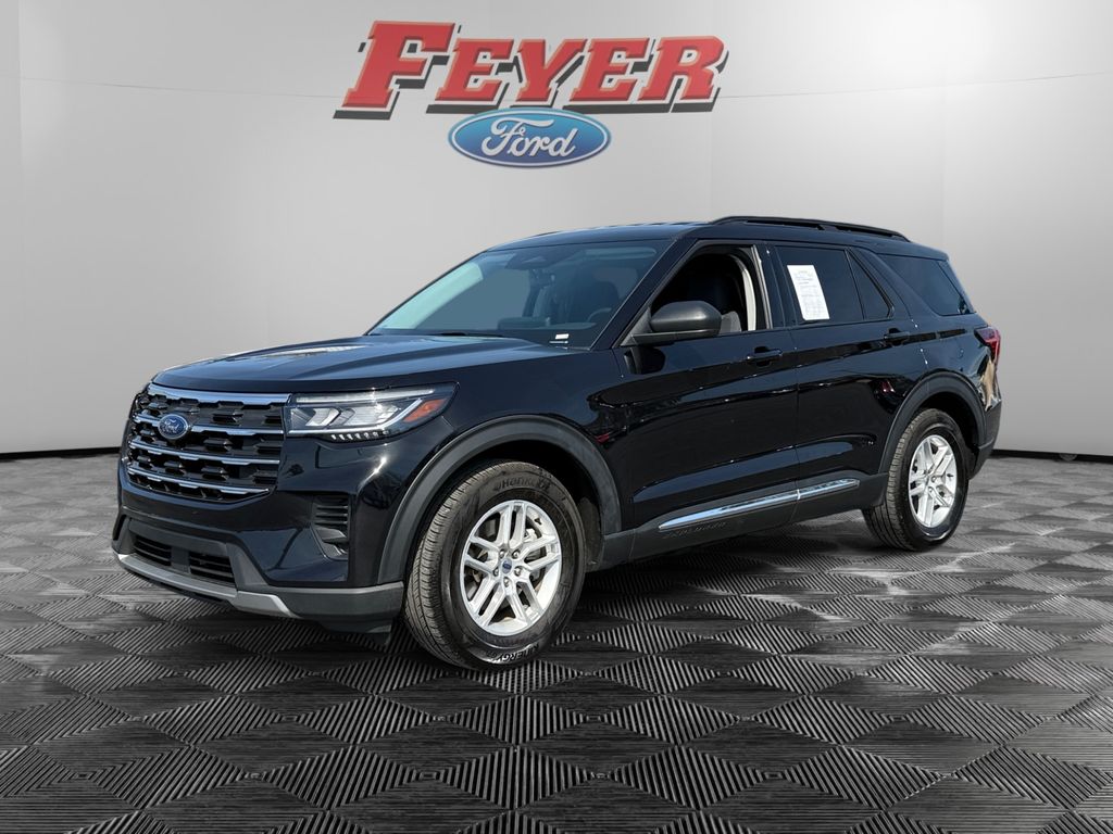 2025 Ford Explorer Active RWD