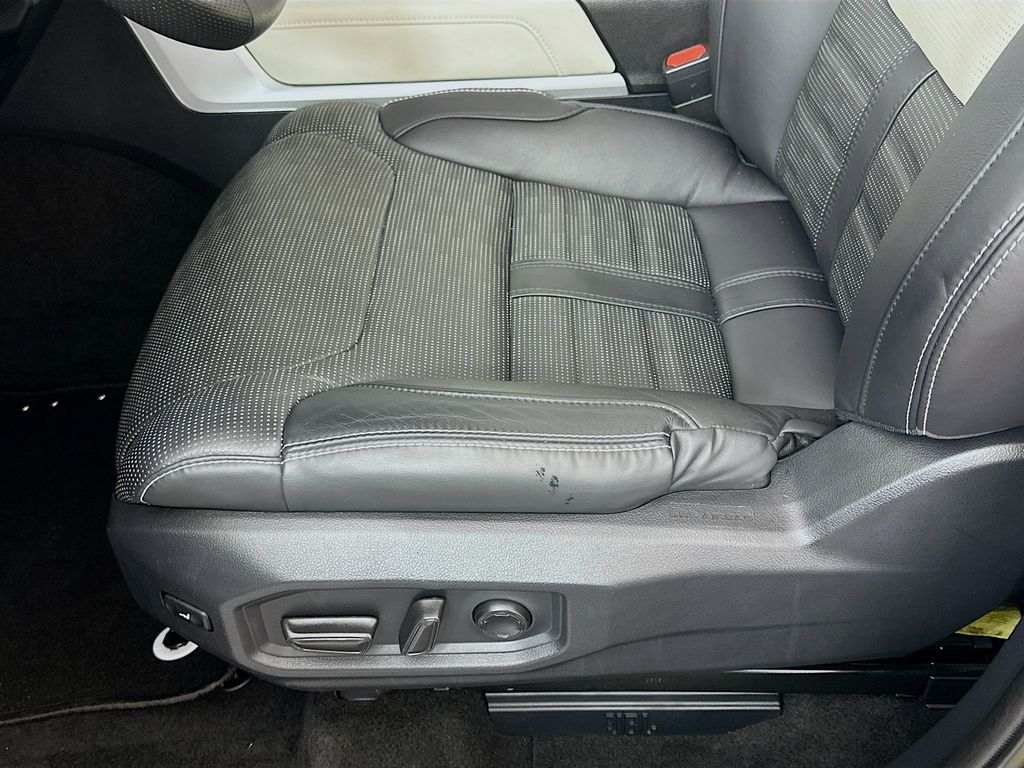 Thumbnail: 2023 Toyota Tundra - 20