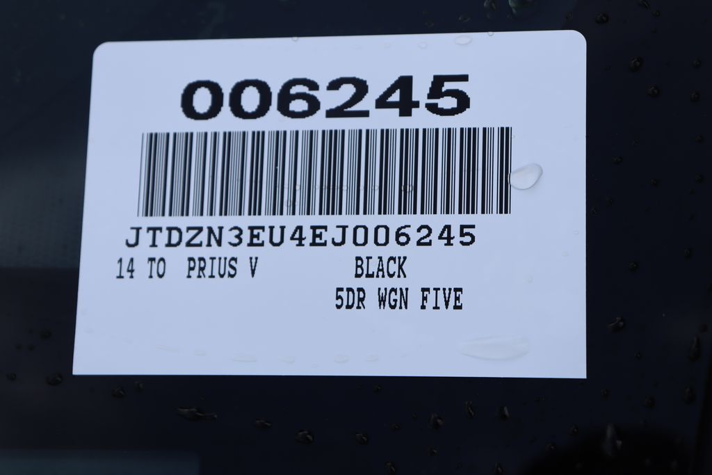 Thumbnail: 2014 Toyota Prius v - 7