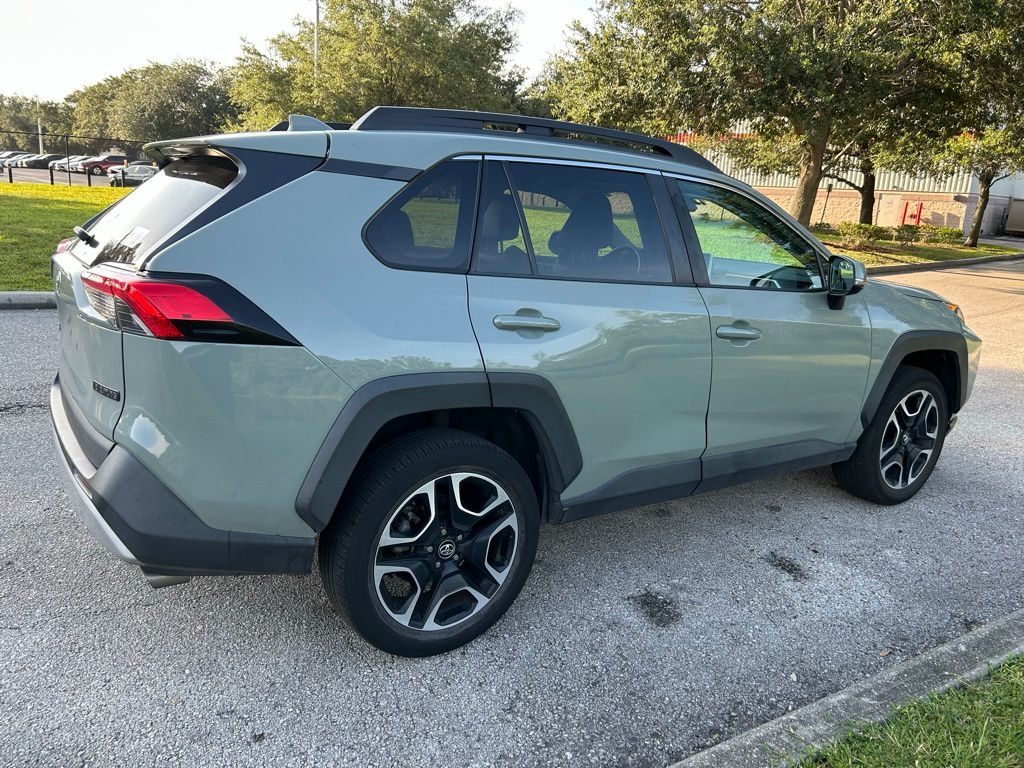 Thumbnail: 2021 Toyota RAV4 - 5