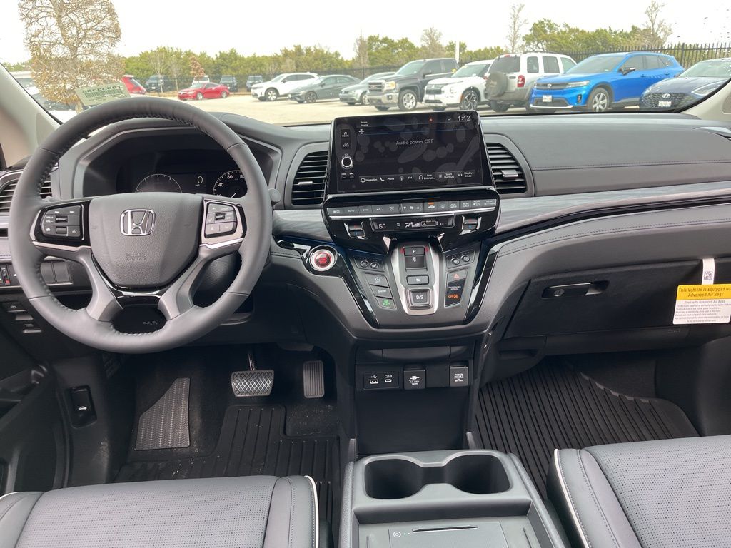 Thumbnail: 2026 Honda Odyssey - 9