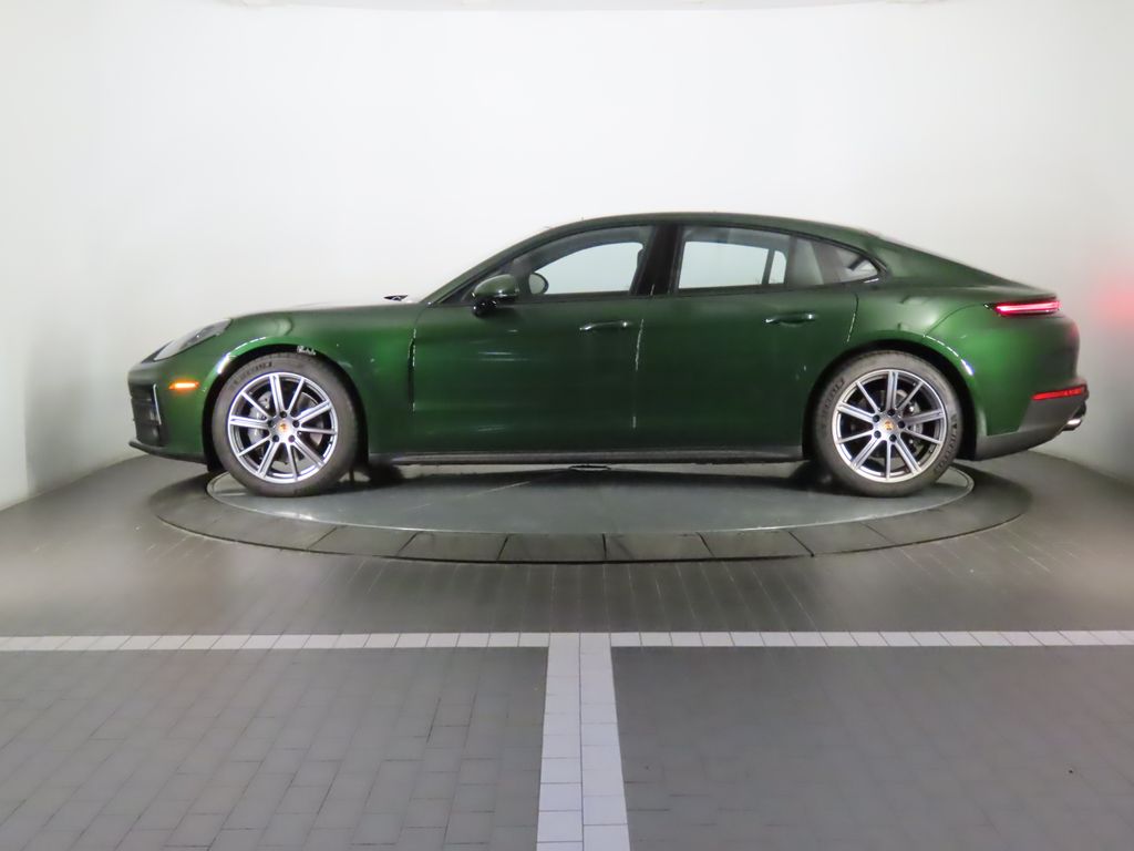 Thumbnail: 2025 Porsche Panamera - 2