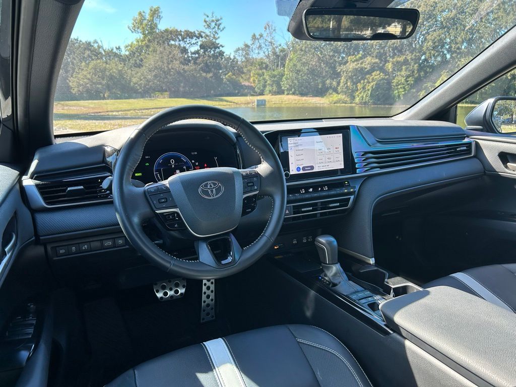 Thumbnail: 2025 Toyota Camry - 12