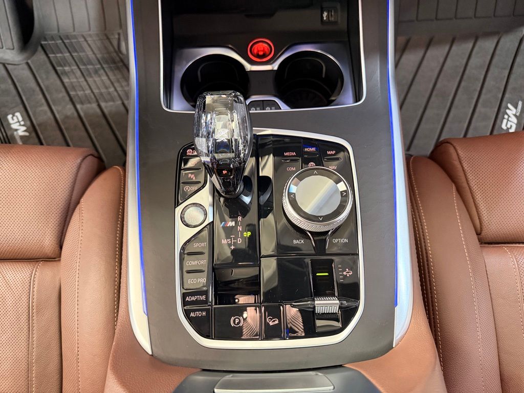 2020 BMW X7 M50i