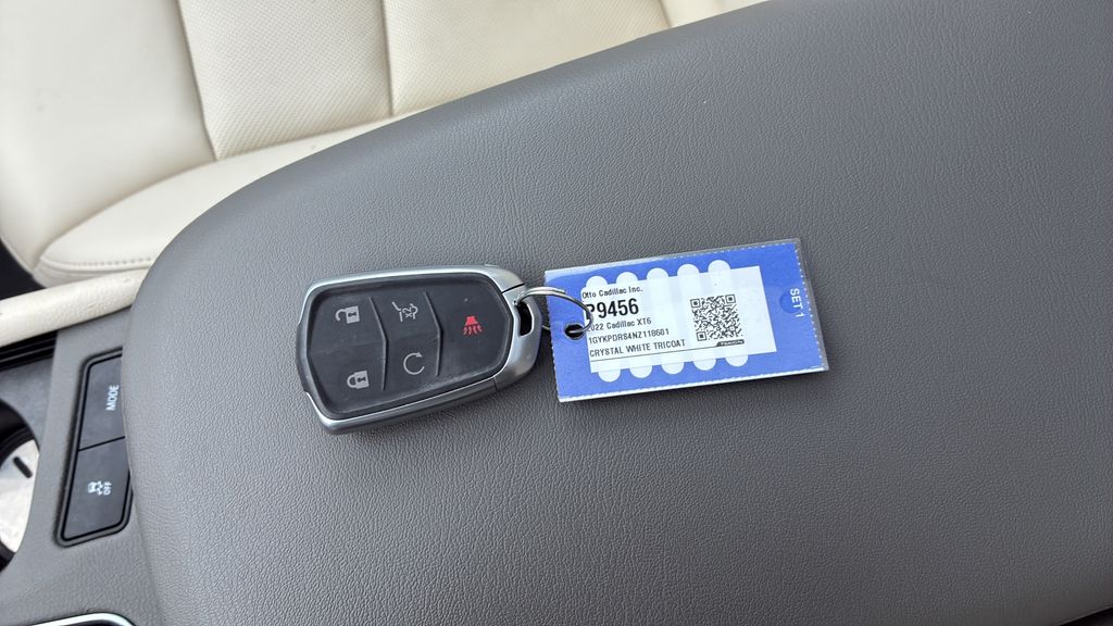 used 2022 Cadillac XT6 car, priced at $35,950