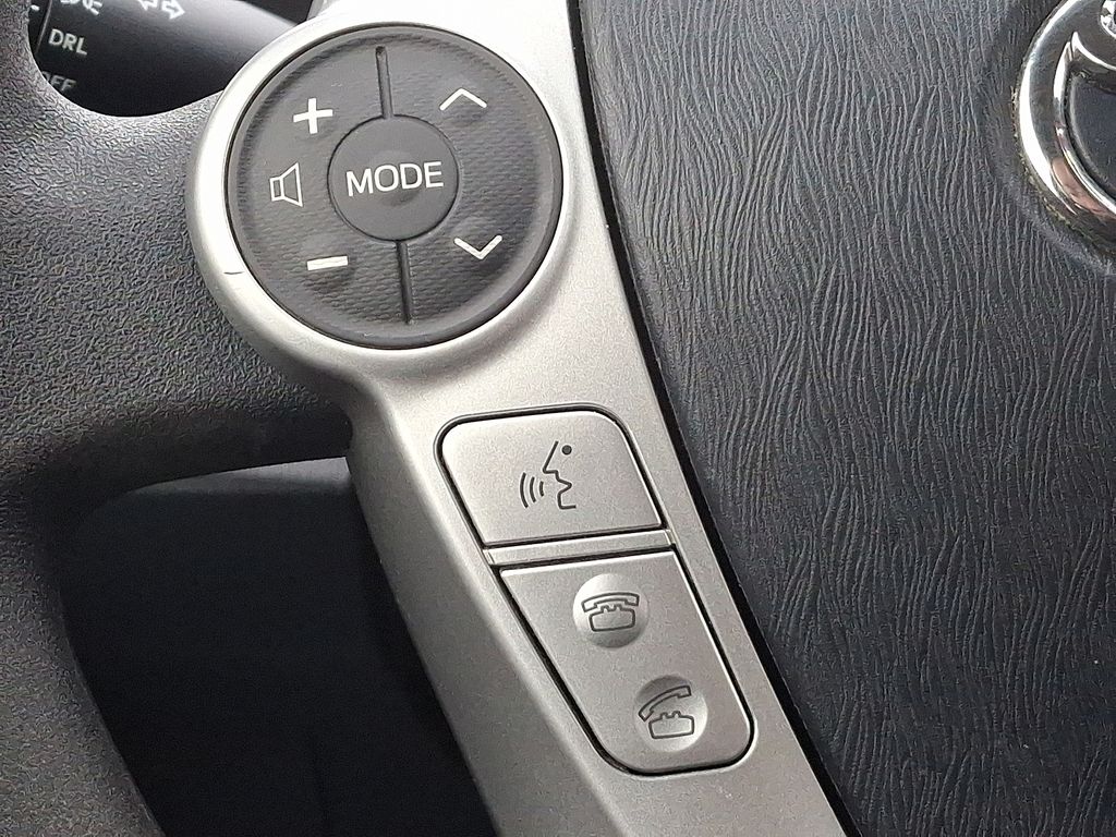 Thumbnail: 2014 Toyota Prius - 20