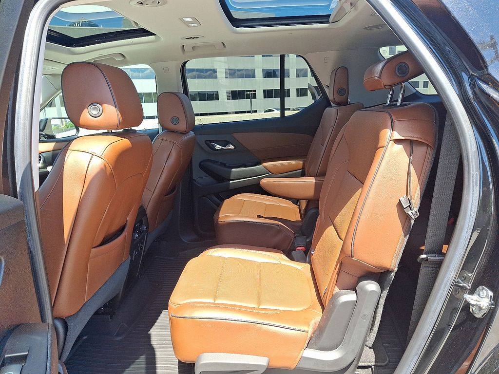 Thumbnail: 2018 Chevrolet Traverse - 13